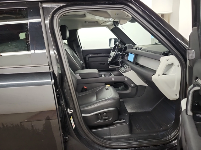 Land Rover Defender 110 S AWD - автомобили, коли, обяви за нови и употребявани 10