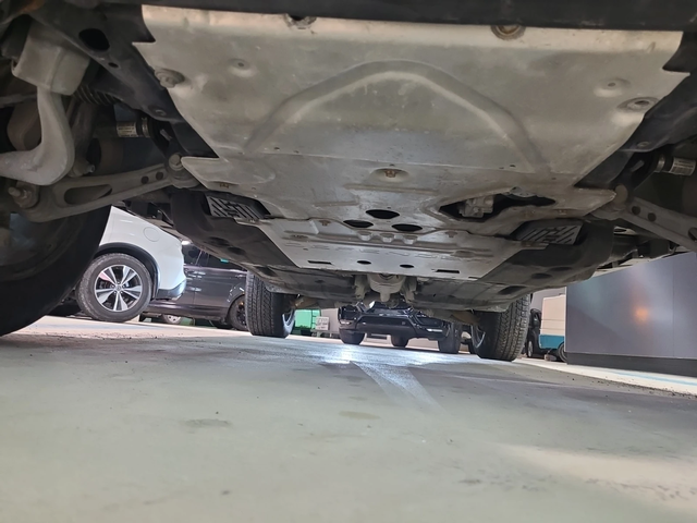 Land Rover Defender 110 S AWD - автомобили, коли, обяви за нови и употребявани 16