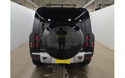 land-rover-defender - 5