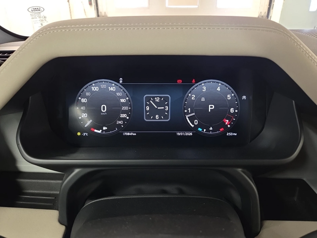 Land Rover Defender 110 S AWD - автомобили, коли, обяви за нови и употребявани 9