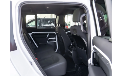 Land Rover Defender 110-X DYNAMIC SE AWD - автомобили, коли, обяви за нови и употребявани 7