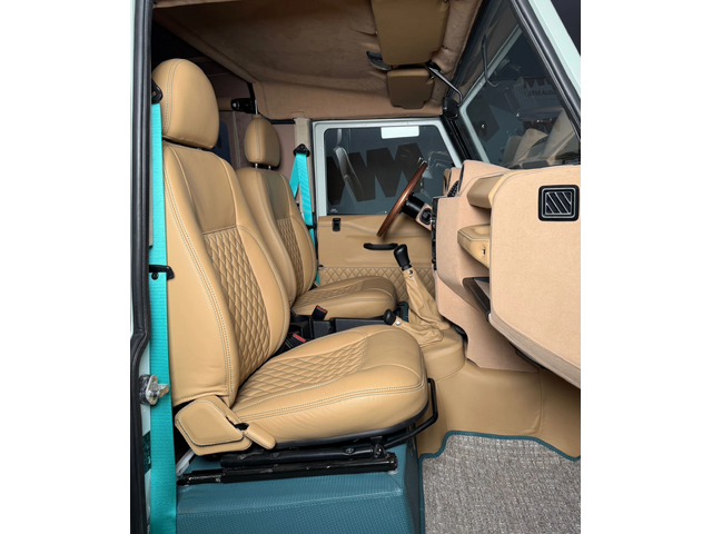 Land Rover Defender 110* Тунинг* Тапицерия* 1/1 - автомобили, коли, обяви за нови и употребявани 8