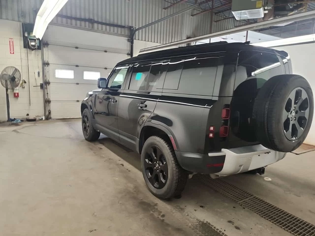 Land Rover Defender S| 360| HUD| PANO| ОБДУХВАНЕ| 2 КЛЮЧА - автомобили, коли, обяви за нови и употребявани 3