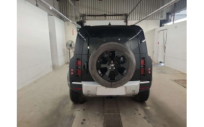 land-rover-defender - 4