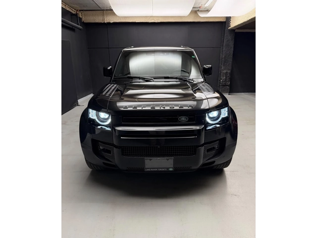 Land Rover Defender 110 * P300 * 360 КАМЕРА * CARFAX * - автомобили, коли, обяви за нови и употребявани 1
