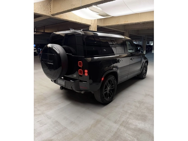 Land Rover Defender 110 * P300 * 360 КАМЕРА * CARFAX * - автомобили, коли, обяви за нови и употребявани 3