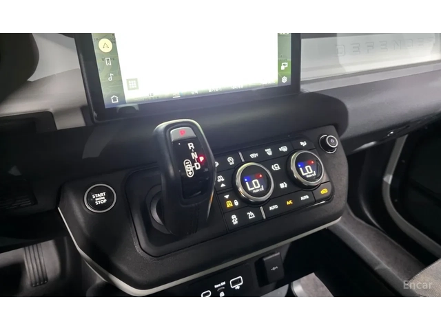 Land Rover Defender | AWD | Air Suspension | 360  Camera | ACC - автомобили, коли, обяви за нови и употребявани 9