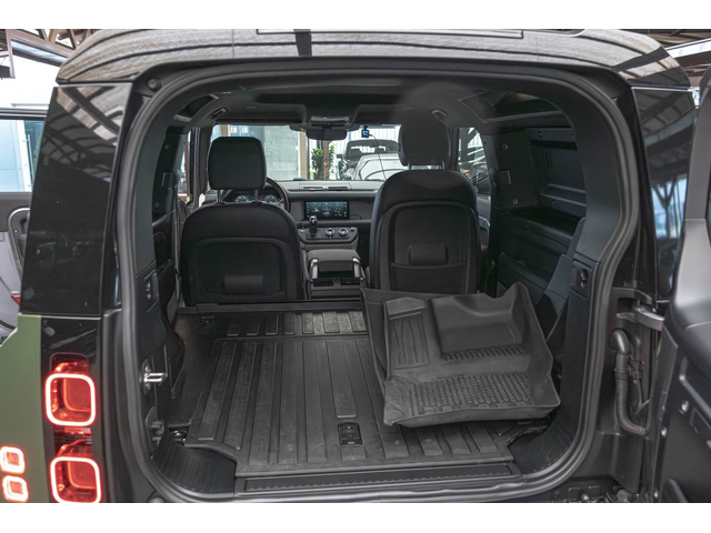 Land Rover Defender 90 Hard Top X-Dynamic SE/Камера/Meridian/ - автомобили, коли, обяви за нови и употребявани 9