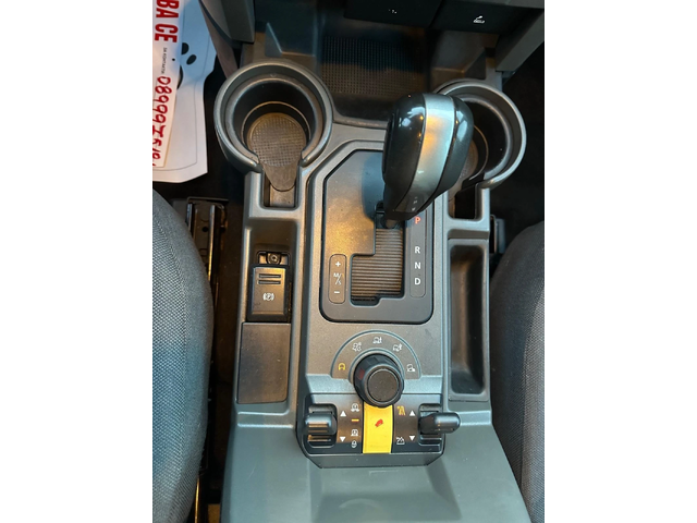 Land Rover Discovery 2.7 TDV6 - автомобили, коли, обяви за нови и употребявани 14