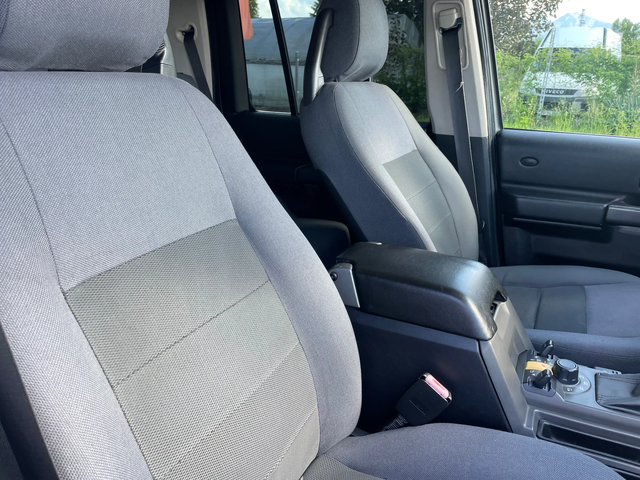 Land Rover Discovery 2.7TDI-4x4-7m-ITALIA - автомобили, коли, обяви за нови и употребявани 8