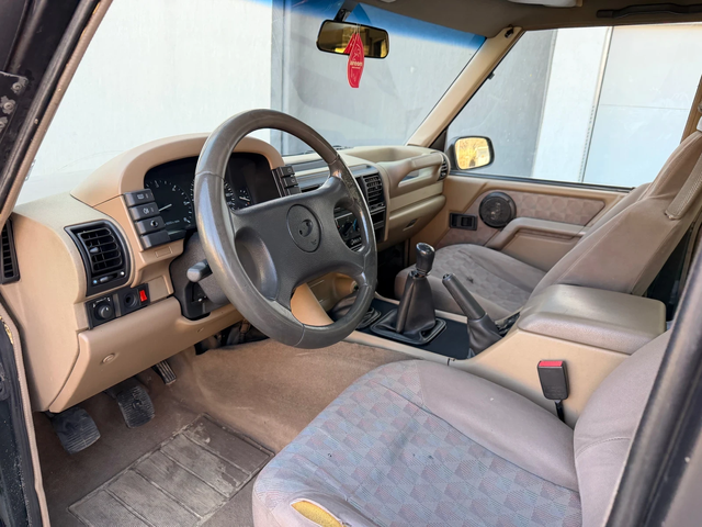 Land Rover Discovery 2.5tD / 33  ГУМИ / ЛЕБЕДКА - автомобили, коли, обяви за нови и употребявани 8