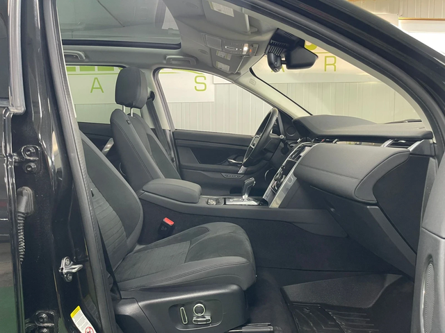 Land Rover Discovery Sport SE 4WD * 15000 km* 360 камери - автомобили, коли, обяви за нови и употребявани 13