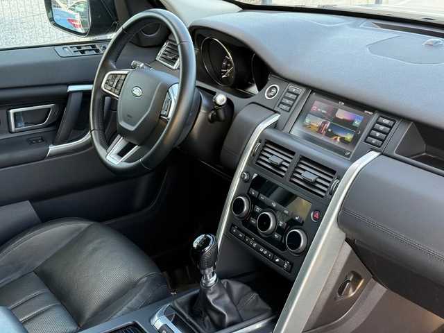 Land Rover Discovery 2.0D* 2016г* 167.000КМ* LIMITED* РЪЧКА* Панорама - автомобили, коли, обяви за нови и употребявани 8