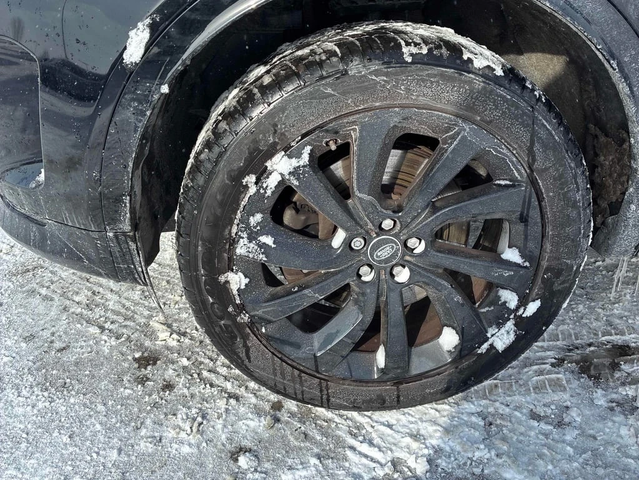 Land Rover Discovery Sport * R Dynamic SE * CARFAX * ЦЕНА ДО БГ - автомобили, коли, обяви за нови и употребявани 5