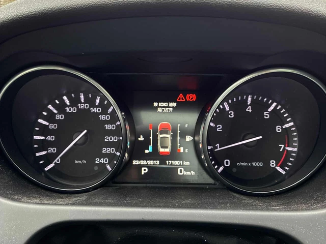 Land Rover Discovery Sport * HSE * ПОДГРЕВИ * КАМЕРА * NAVI - автомобили, коли, обяви за нови и употребявани 7