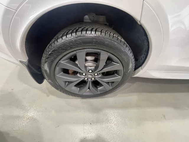 Land Rover Discovery Sport * R-Dynamic* 4WD* KEYLESS* Camera* 360* - автомобили, коли, обяви за нови и употребявани 5