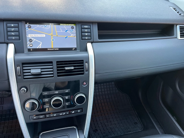 Land Rover Discovery Sport 2.2HDI Automat 4x4 - автомобили, коли, обяви за нови и употребявани 9