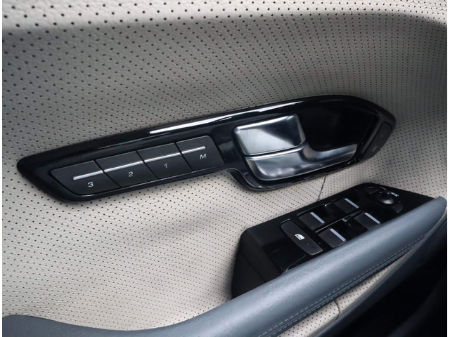 Land Rover Evoque SD4/AWD/Dynamic/Meridian/Пано/Recaro/Memory/PDC - автомобили, коли, обяви за нови и употребявани 13