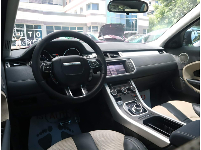 Land Rover Evoque SD4/AWD/Dynamic/Meridian/Пано/Recaro/Memory/PDC - автомобили, коли, обяви за нови и употребявани 6