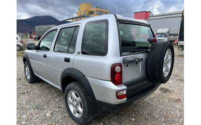 Land Rover Freelander 2.0 TD4 - автомобили, коли, обяви за нови и употребявани 6