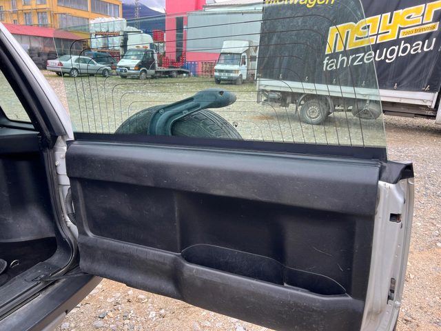 Land Rover Freelander 2.0 TD4 - автомобили, коли, обяви за нови и употребявани 9