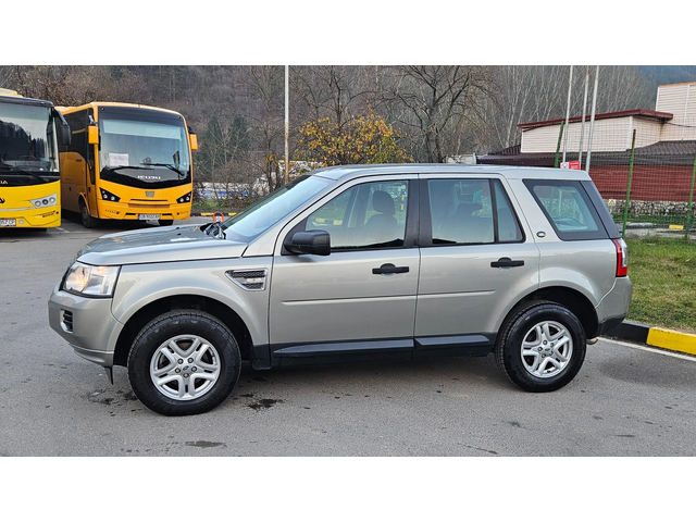 Land Rover Freelander 2.2 SD4 FACELEFT/KLIMATRON/6skorosti - автомобили, коли, обяви за нови и употребявани 2
