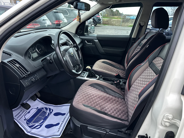 Land Rover Freelander - автомобили, коли, обяви за нови и употребявани 8