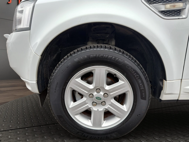 Land Rover Freelander 2.2SD4 AUTO - автомобили, коли, обяви за нови и употребявани 15