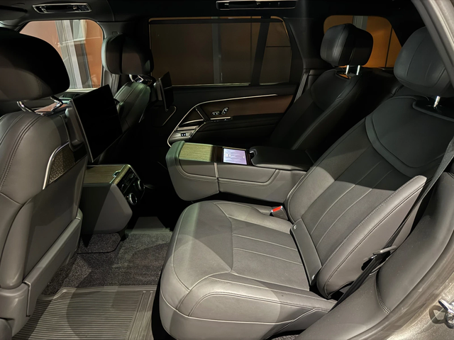 Land Rover Range rover P530 LWB Autobiography - автомобили, коли, обяви за нови и употребявани 4