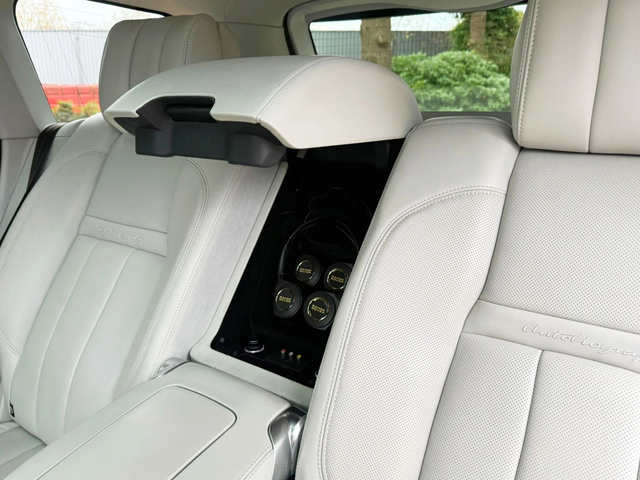 Land Rover Range rover ОЧАКВАН ВНОС Range Rover VOGUE FULL FULL - автомобили, коли, обяви за нови и употребявани 9