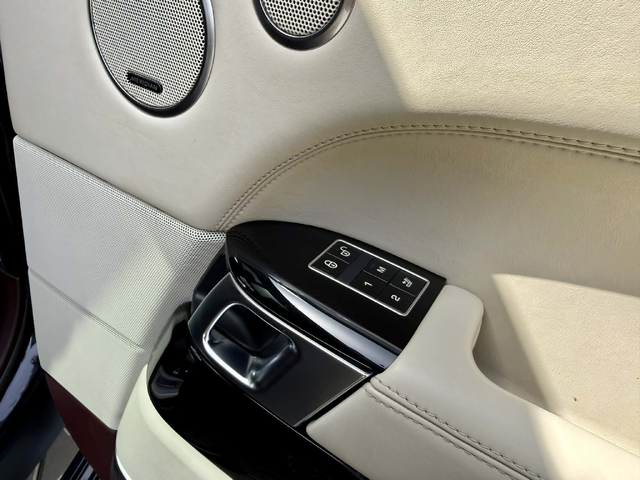 LAND ROVER RANGE ROVER 3.0 D FACE/3xTV/FULL - автомобили, коли, обяви за нови и употребявани 27