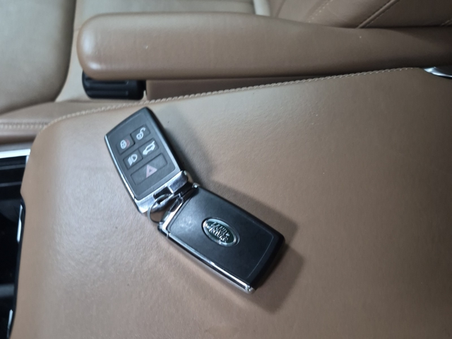 Land Rover RANGE ROVER 4.4L 8cyl AWD - автомобили, коли, обяви за нови и употребявани 7