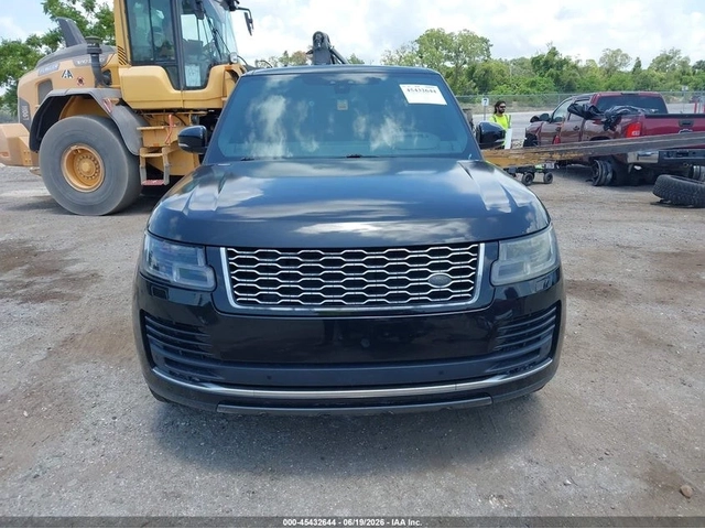 Land Rover Range rover * SUPERCHARGED* HSE* ПАНО* KEYLESS* Camera* ПОДГРЕ - автомобили, коли, обяви за нови и употребявани 10