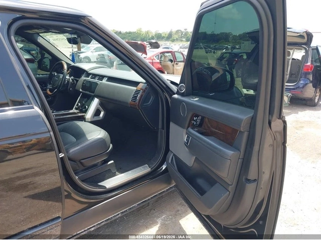 Land Rover Range rover * SUPERCHARGED* HSE* ПАНО* KEYLESS* Camera* ПОДГРЕ - автомобили, коли, обяви за нови и употребявани 15