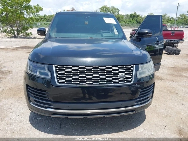 Land Rover Range rover * SUPERCHARGED* HSE* ПАНО* KEYLESS* Camera* ПОДГРЕ - автомобили, коли, обяви за нови и употребявани 4