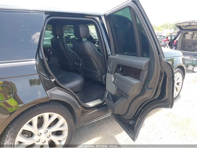Land Rover Range rover * SUPERCHARGED* HSE* ПАНО* KEYLESS* Camera* ПОДГРЕ - автомобили, коли, обяви за нови и употребявани 6