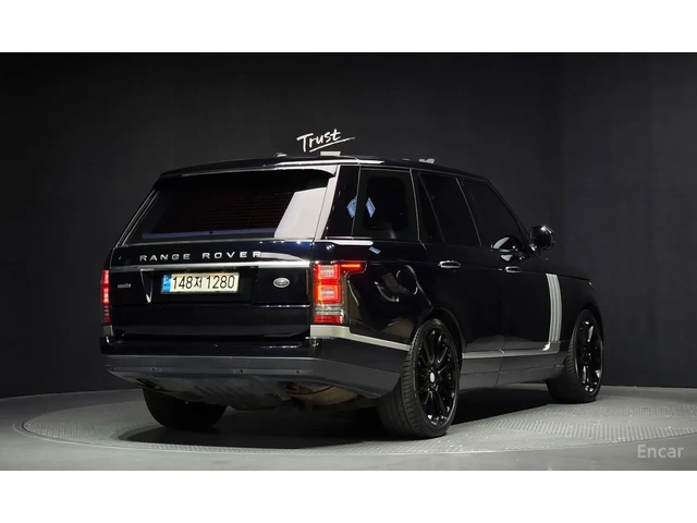 Land Rover Range rover VOGUE SE DIESEL ТОП НИВО НА ОБОРУДВАНЕ - автомобили, коли, обяви за нови и употребявани 1