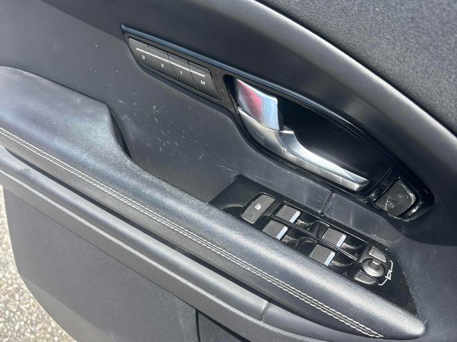 Land Rover Range Rover Evoque 2.0L 4cyl 4WD - автомобили, коли, обяви за нови и употребявани 10