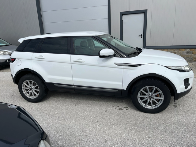 Land Rover Range Rover Evoque 2.2 Diesel - автомобили, коли, обяви за нови и употребявани 3