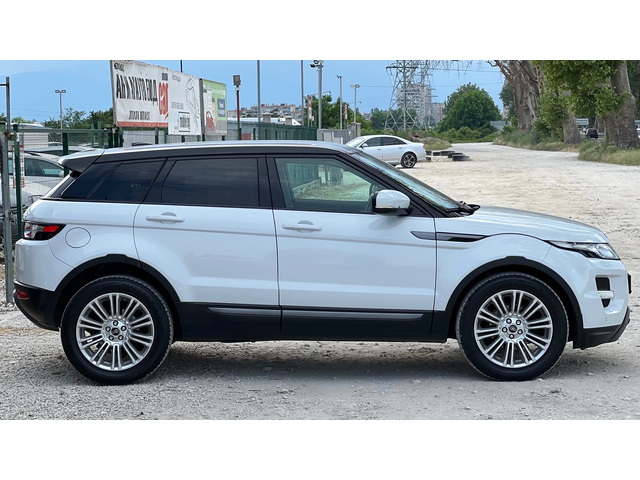 Land Rover Range Rover Evoque 2.2= TD4= NAVI= KAMERA= MERIDIAN= - автомобили, коли, обяви за нови и употребявани 3