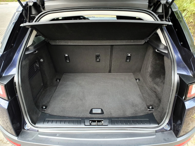 Land Rover Range Rover Evoque 2.0td4/150/4x4/SE - автомобили, коли, обяви за нови и употребявани 13