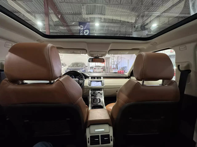 Land Rover Range Rover Evoque PRESTIGE| AWD| ЧИСТА ИСТОРИЯ - автомобили, коли, обяви за нови и употребявани 13