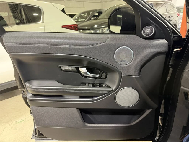 Land Rover Range Rover Evoque HSE Dynamic AWD| ALL BLACK EDITION - автомобили, коли, обяви за нови и употребявани 13