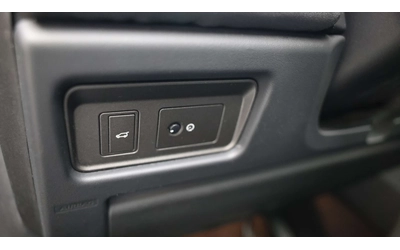 Land Rover Range Rover Evoque SE 2, 0L, ЦЕНА ДО БГ - автомобили, коли, обяви за нови и употребявани 9