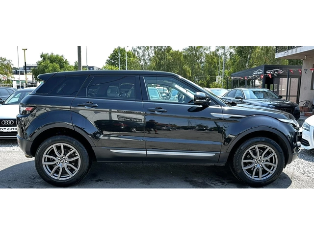 Land Rover Range Rover Evoque SPORT 2.0i 241HP PANO CAMERA SWISS - автомобили, коли, обяви за нови и употребявани 3