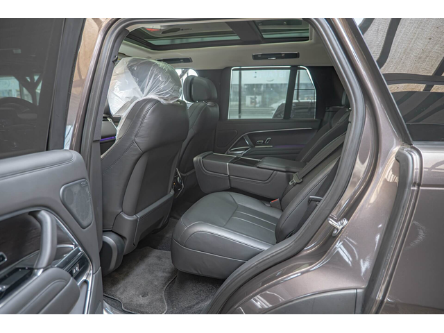 Land Rover Range Rover P530/SV/SWB/Камера/Обдухване/Meridian 3D/HuD/Масаж - автомобили, коли, обяви за нови и употребявани 8