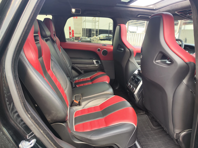 Land Rover Range Rover Sport SVR* MERIDIAN* CARBON* CAMERA* ALCANTAR* LIZING - автомобили, коли, обяви за нови и употребявани 7
