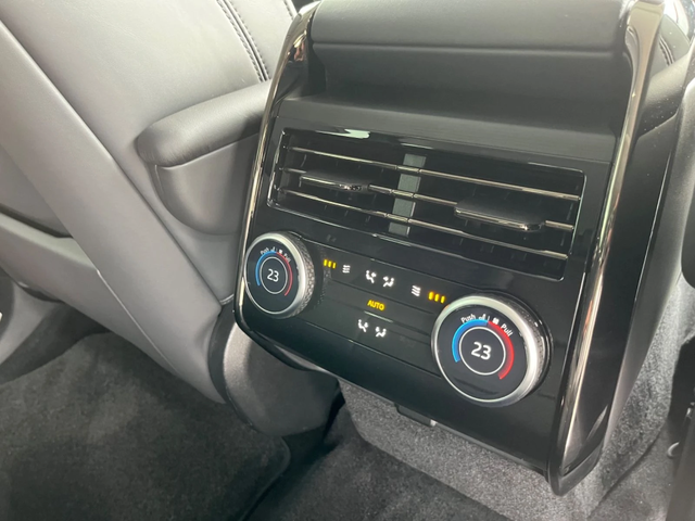 Land Rover Range Rover Sport D350 Sport - автомобили, коли, обяви за нови и употребявани 13