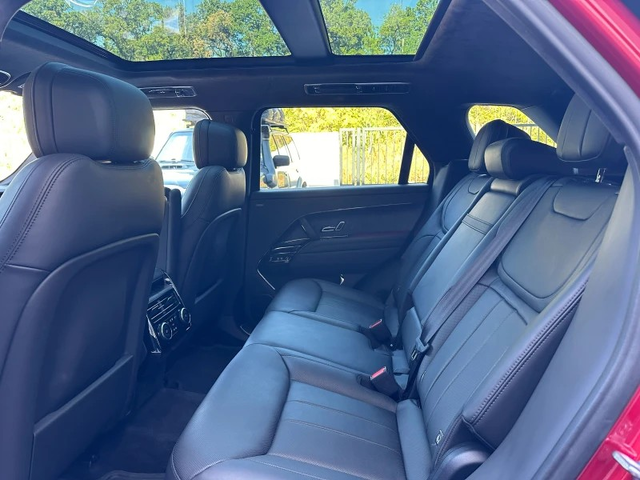Land Rover Range Rover Sport ГОТОВ ЛИЗИНГ-FIRST EDITION 3.0D I6 350 PS AWD - автомобили, коли, обяви за нови и употребявани 8