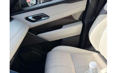 Land Rover Range Rover Velar * R Dynamic HSE / First Edition * CARFAX * - автомобили, коли, обяви за нови и употребявани 8